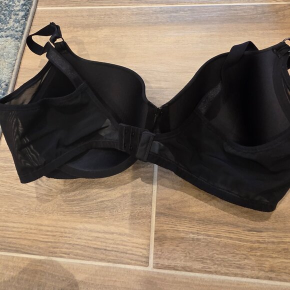 Warners Black Bra - Picture 5 of 6